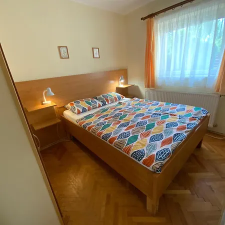 Gosy Apartment